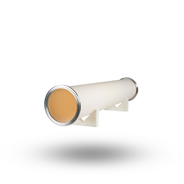 Runde Vakuumkammer aus weißer Keramik mit Metall-Ummantelung an beiden enden